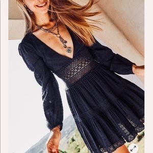 Free People The Delightful Mini Dress in Black Lace Eyelet Xs NWT